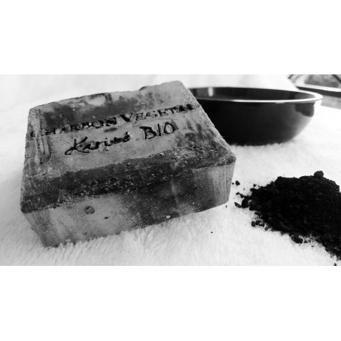 Savon DETOX Charbon végétal et beurre de Karité. Ne tire pas la peau. VEGETAL VIVA DERM